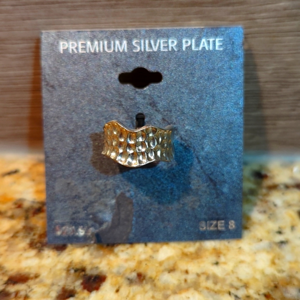 Premium Silver Plate size 8 ring